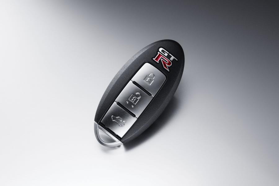  Nissan GT-R 2007 года  (фото 402 из 480)